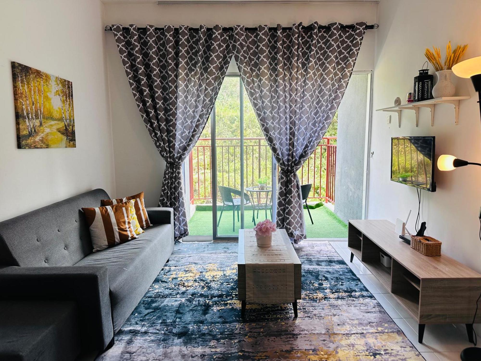 Apartment Adamhawa Emerald Avenue *